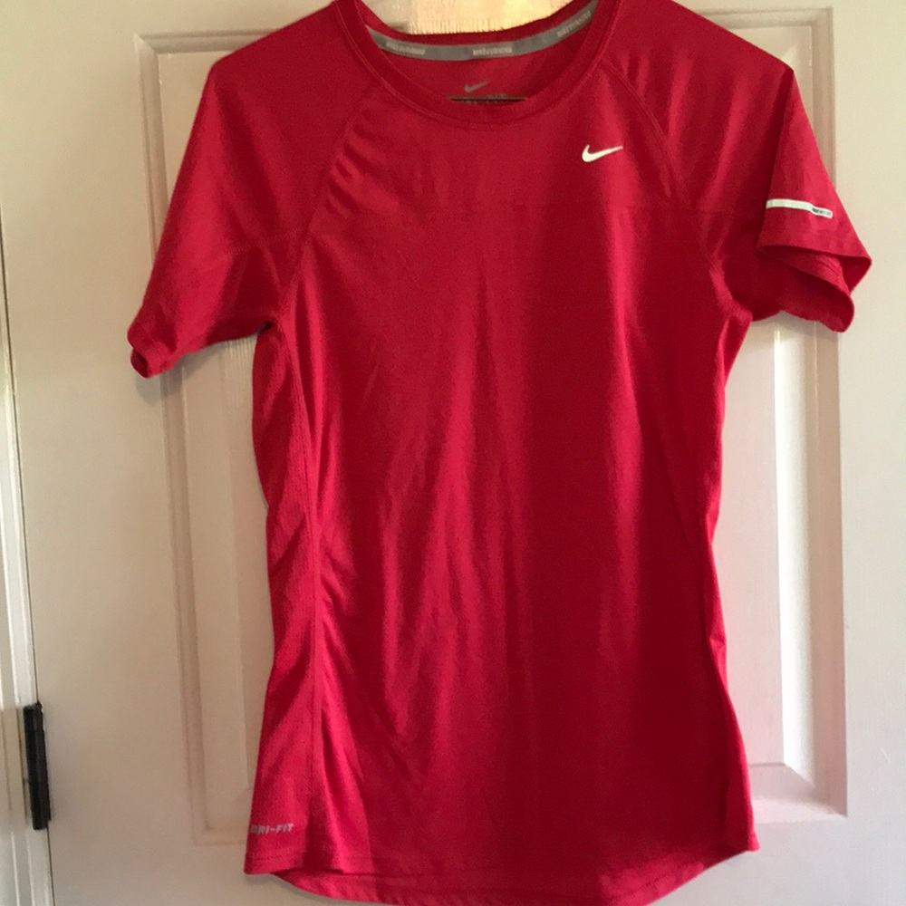 Nike tee